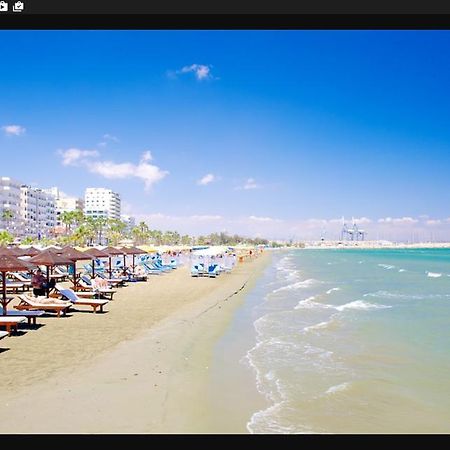 Panikos Beach Apartment I Larnaca Eksteriør billede