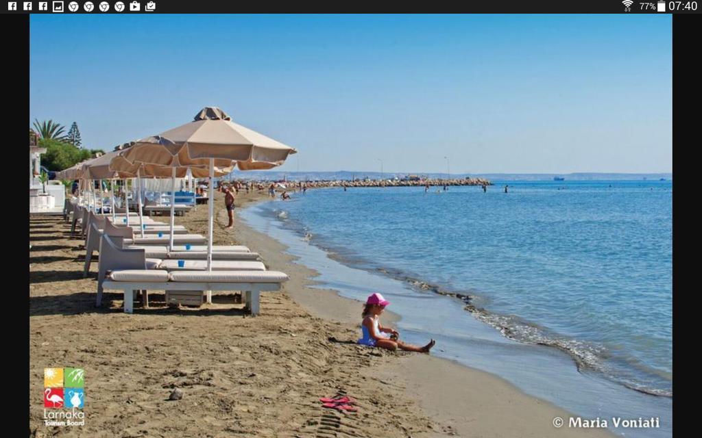 Panikos Beach Apartment I Larnaca Eksteriør billede