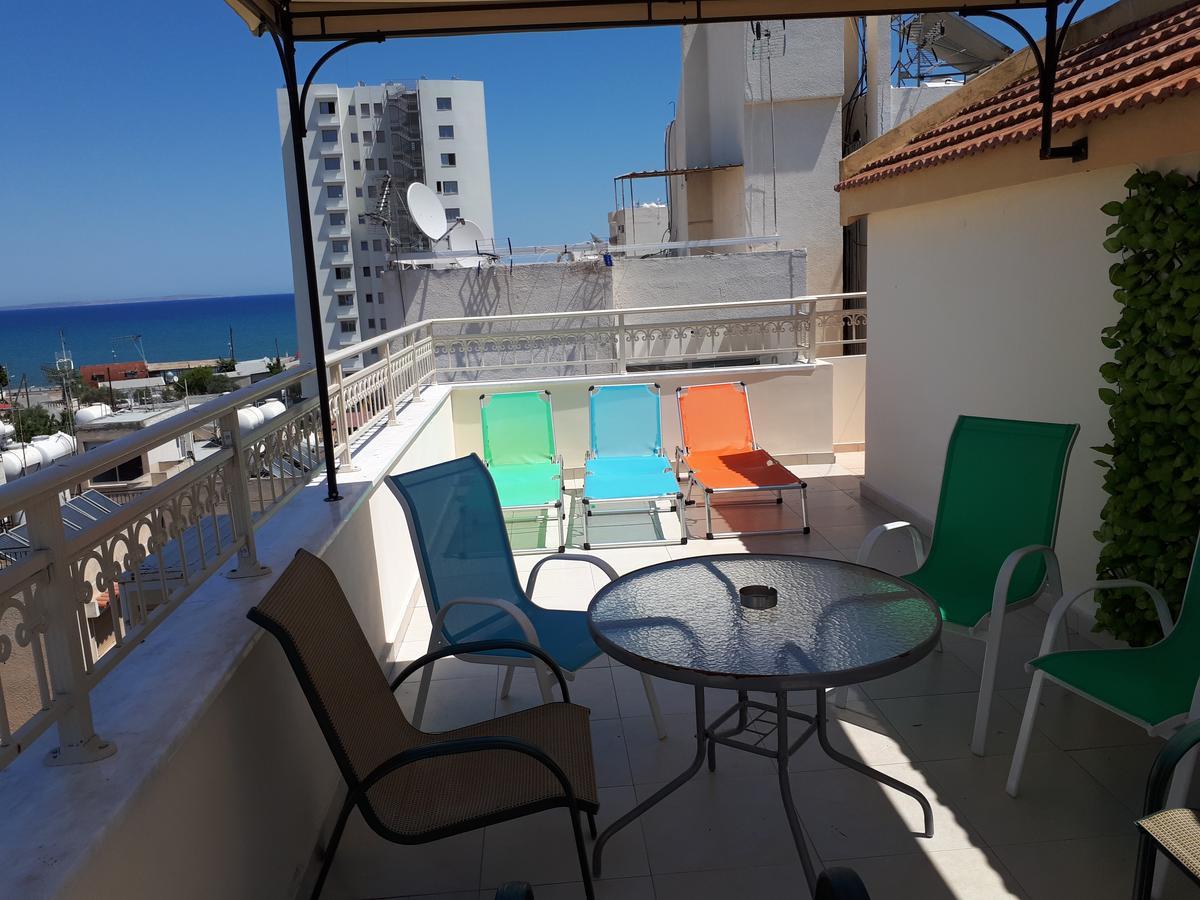 Panikos Beach Apartment I Larnaca Eksteriør billede